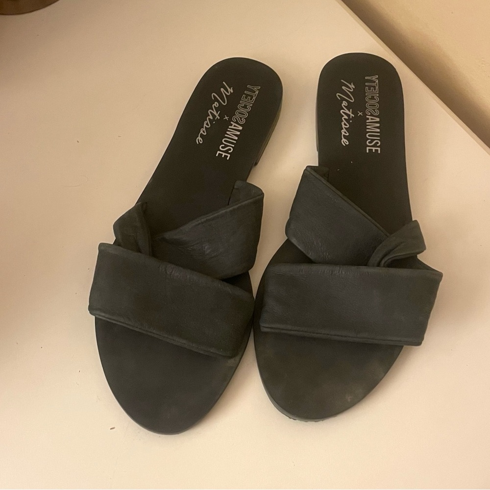Amuse society x Matisse flat sandals